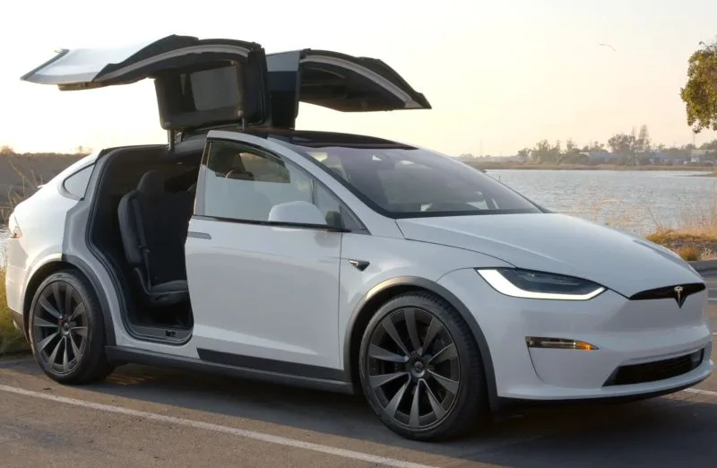 Tesla Ends Production of Model S and Model X with Limited Inventory Remaining