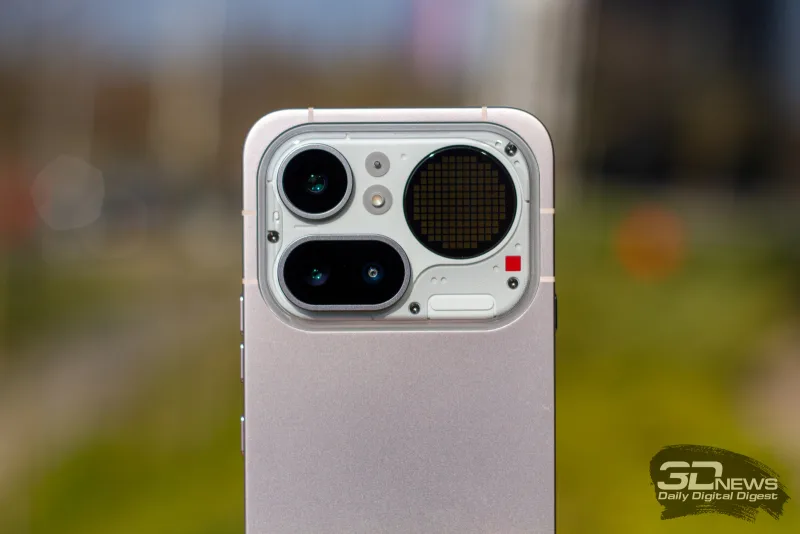Nothing Phone (4a) Pro Stands Out with Unique Design and Balanced Features