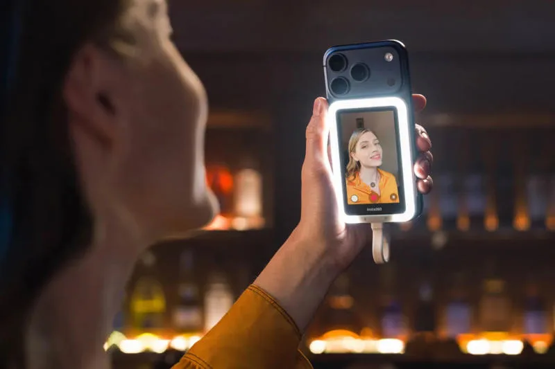 Insta360 Introduces Snap: A Magnetic Secondary Screen for Higher-Quality Selfies