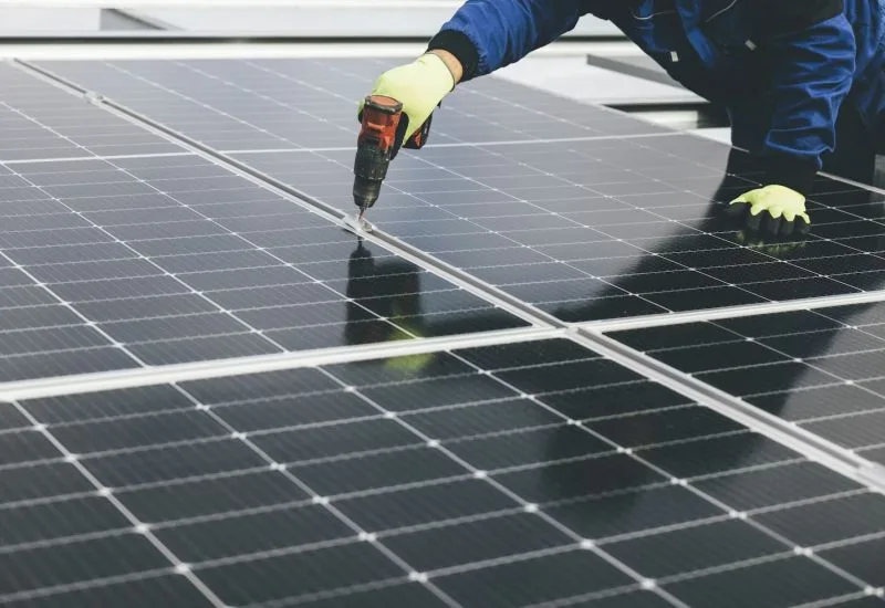 China Considers Banning Solar Panel Manufacturing Equipment Exports to the US
