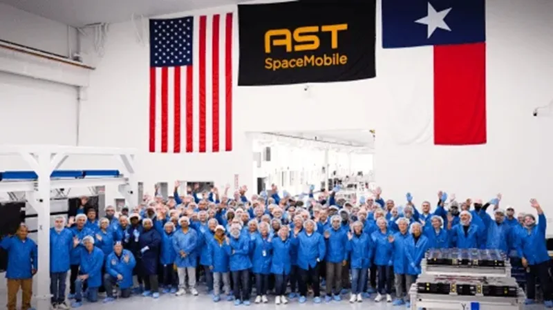 AST SpaceMobile Boosts Satellite Internet Speeds for Smartphones Nearly Fivefold