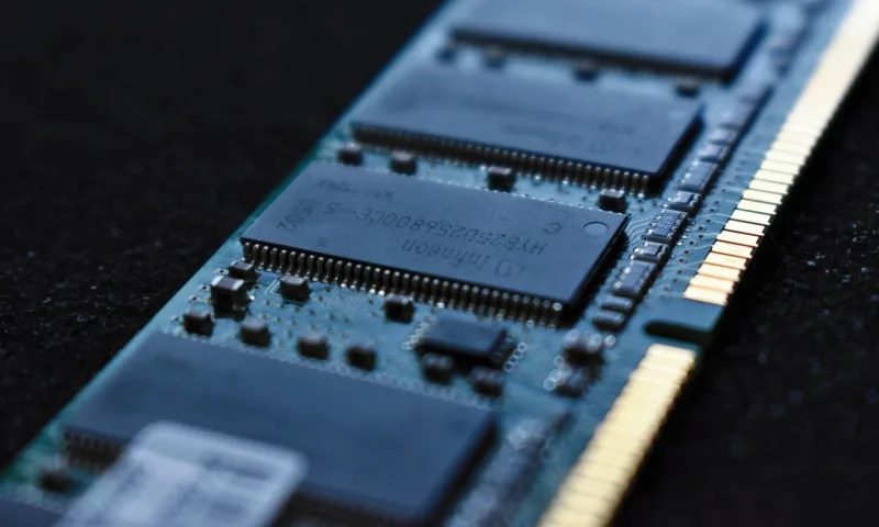Samsung Predicts Worsening RAM Shortage by 2027 Amid Rising AI Data Center Demand