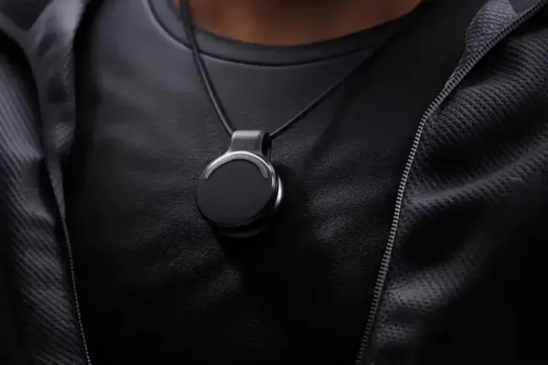 Meta Plans to Launch AI-Powered Voice-Controlled Pendant