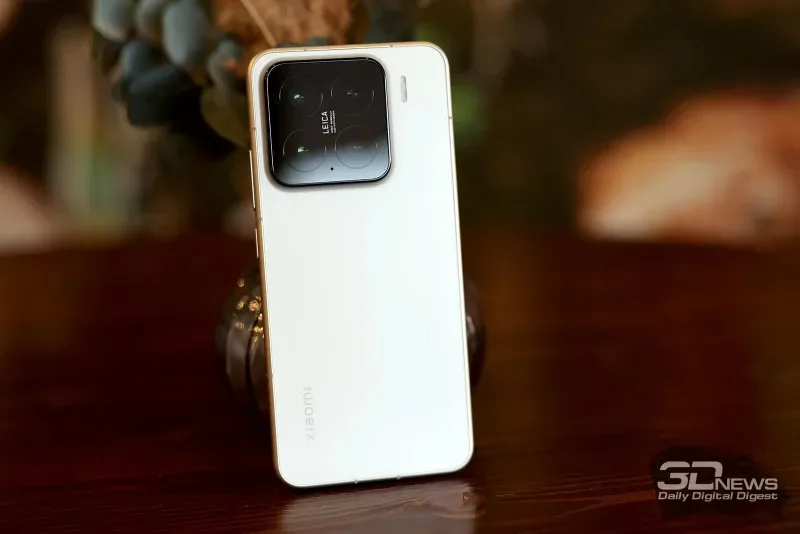 Xiaomi CEO Advises Consumers to Buy Smartphones Sooner Amid Rising Component Costs