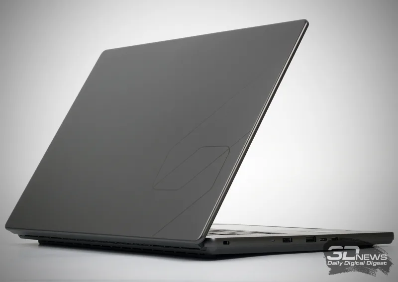 MSI Stealth 16 AI+ B3W: A Comprehensive Look at a Balanced Gaming Laptop