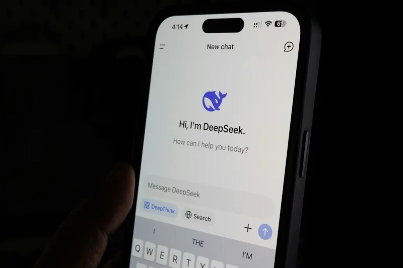 DeepSeek Neural Network Faces Access Issues in Russia, Regulatory Body Denies Blocking