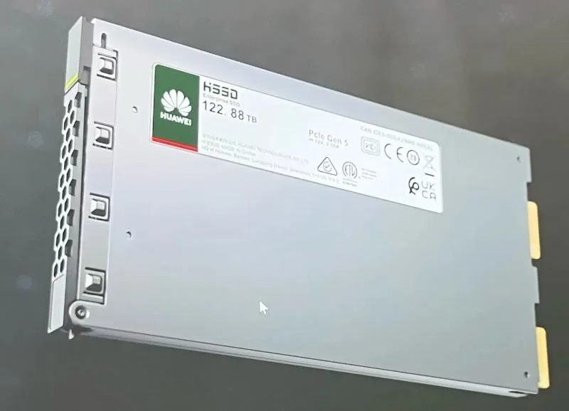 Huawei Develops Method to Produce 122TB SSDs Without Advanced Flash Memory