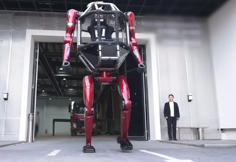 Unitree Unveils Half-Ton Walking Robot With Cockpit Large Enough for a Person