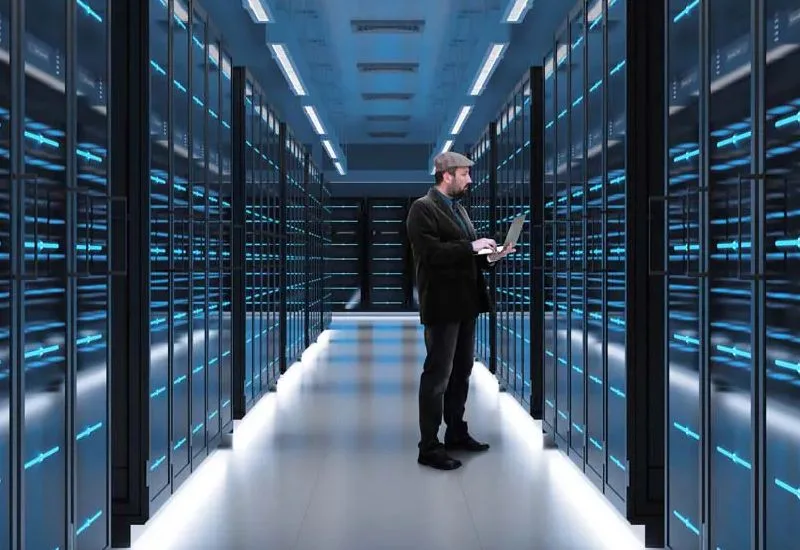 Oracle Plans $70 Billion Investment in Data Centers, Seeks $40 Billion in Debt Financing
