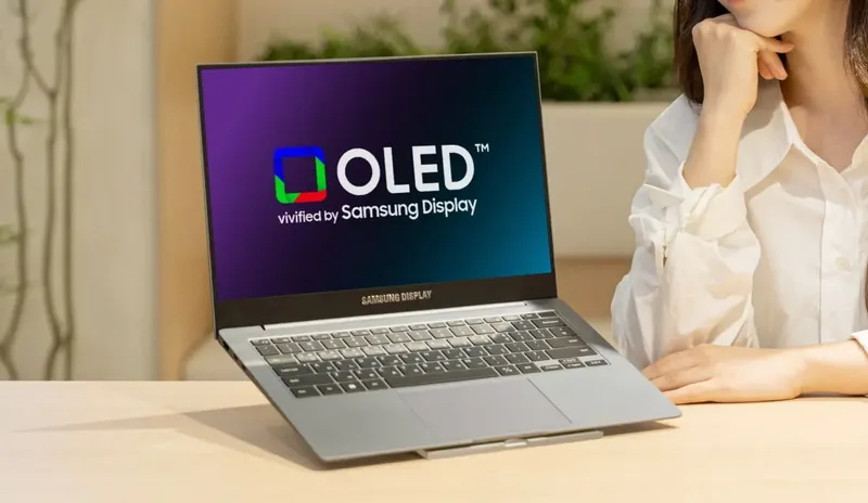 Samsung Begins Mass Production of Tandem OLED Panels for Ultra-Bright Laptop Displays