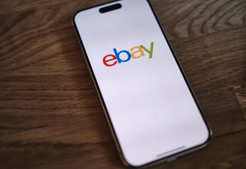 GameStop Acquires 10% Stake in eBay Amid Ongoing Acquisition Efforts