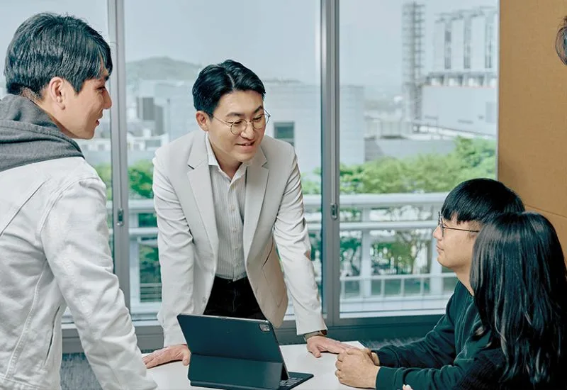 AI Boom Drives Memory Engineers to Wealth, Deepening Social Divides in South Korea